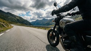 Mountain Pass Escape
