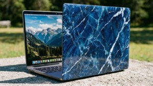 Nature View Marble Laptop