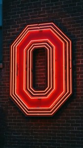 Neon Block O