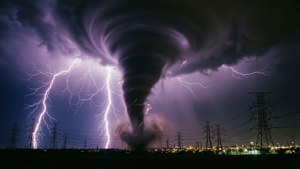 Night Fury Lightning Tornado