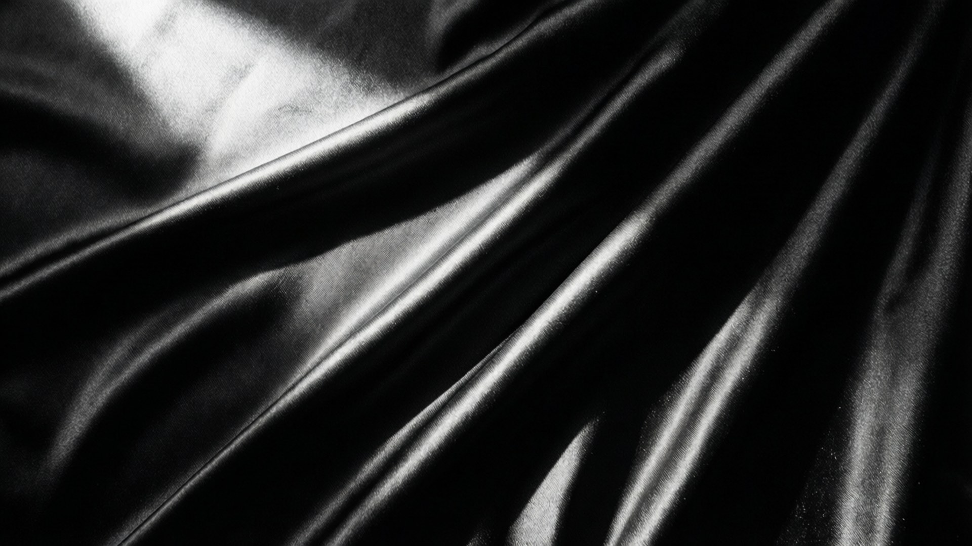 Obsidian Satin Edge by Wallpapers.art Studio