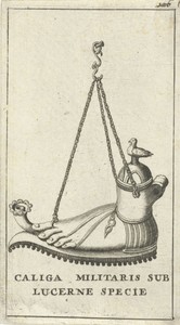 Olielamp in de vorm van een voet met sandaal