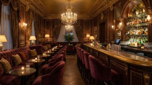 Opulent Hotel Bar