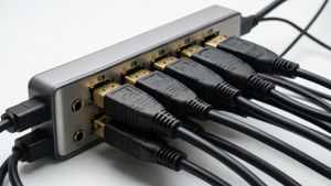 Organized Hub Cables