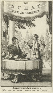 Oude man voert al etend aan tafel een gesprek met een jongen