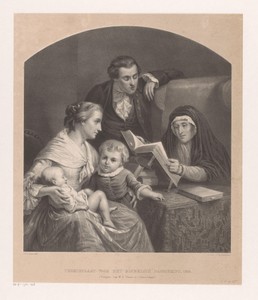Oude vrouw leest voor aan gezin