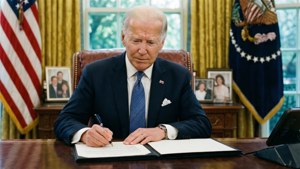 Oval Office Signature