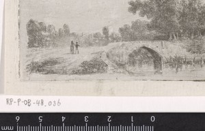 Paar bij een stenen brug
