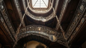 Palacio Barolo Details