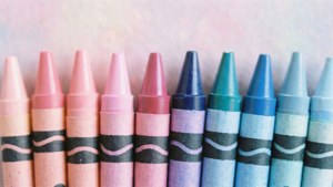 Pastel Gradient Crayons