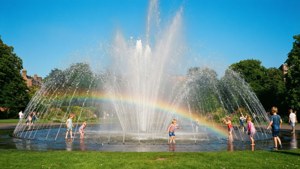 Peace Fountain Splash