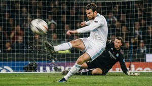Penalty Kick Moment