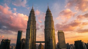 Petronas Golden Hour