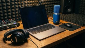 Podcaster MacBook Setup