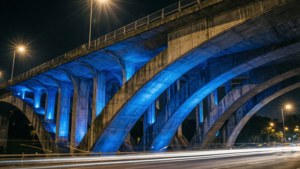 Ponte Estaiada Night Glow
