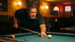 Pool Hall Focus