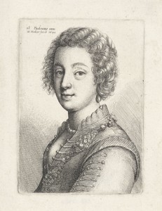 Portret van jonge vrouw met kort krullend haar
