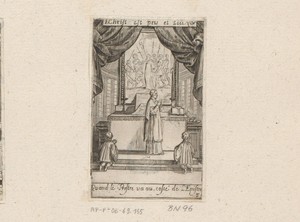 Priester voor een altaar met twee misdienaars