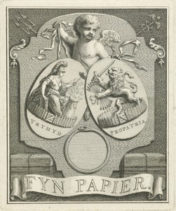 Putto met twee wapenschilden