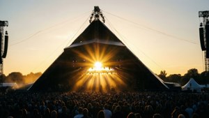 Pyramid Stage Golden Silhouette