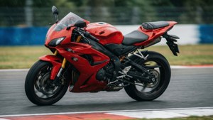 Racetrack Curve Master