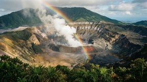 Rainbow Over Halemaʻumaʻu
