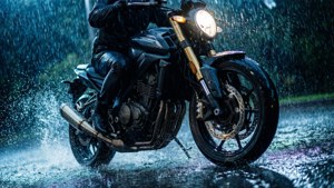 Rainy Bike Action