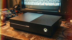 Retro CRT Xbox One