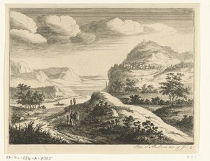 Rivierlandschap met dorp op een heuvel