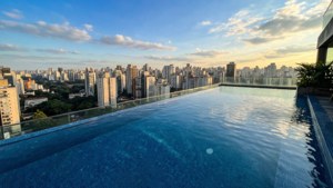 Rooftop Infinity Pool