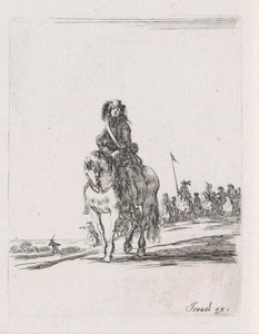 Ruiter te paard die voor de troepen uit gaat