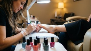 Salon Pedicure Session