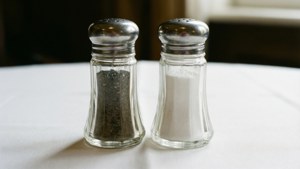 Salt and Pepper Pair