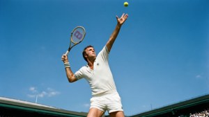 Serve Under Blue Sky