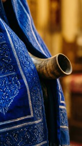 Shofar with Tallit