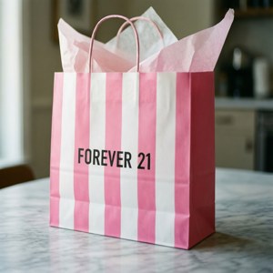 Shopping Bag Close-Up