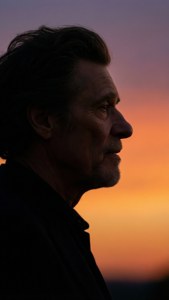 Silhouette Dafoe Sunset