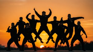 Silhouette Dance