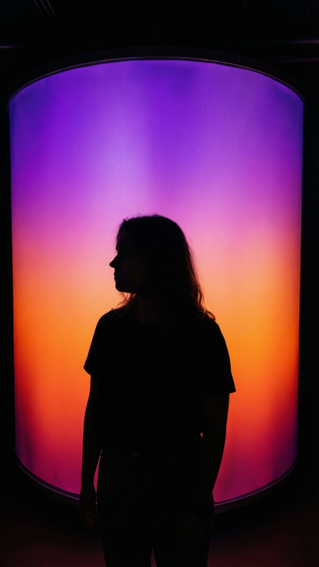 Silhouette Glow Booth by Wallpapers.art Studio