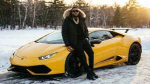 Snow and Lamborghini