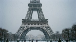 Snowy Eiffel Tower Winter
