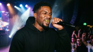 Stage Performance Gold Grillz