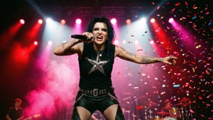 Stage Performance Jeffree Star
