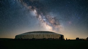 Stars Over the Tomb