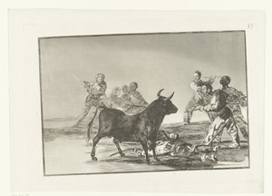 Stierenvechters rondom een stier