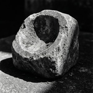 Stone Carved Quarter Rest