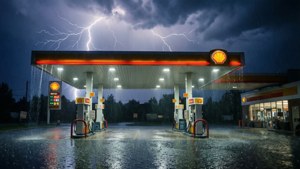 Stormy Pit Stop