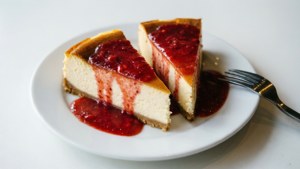 Strawberry Cheesecake Slices