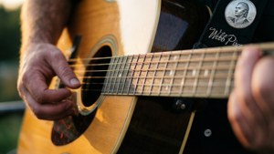 Strumming the Hits