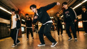 Subway Dance Battle